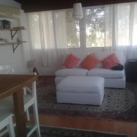 La Mignonne Guemuesluek Apartament